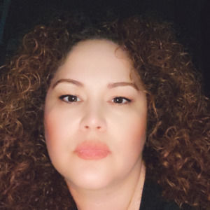 Meet your Posher, Abril